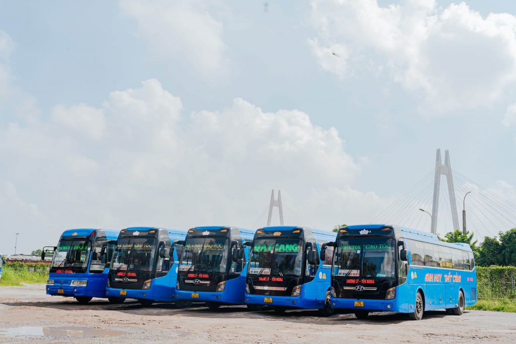 văn phòng xe anh huy đất cảng tại hải dương